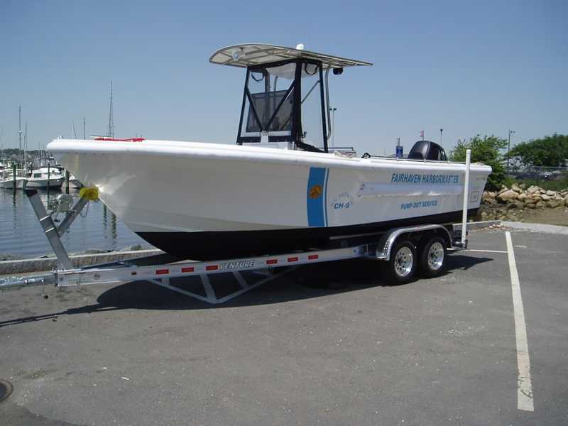 Pumpout boat